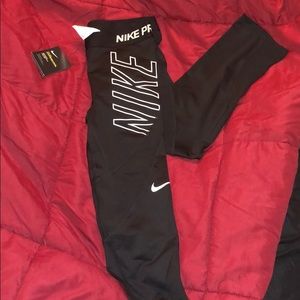 Workout pants, these pants are Capri length